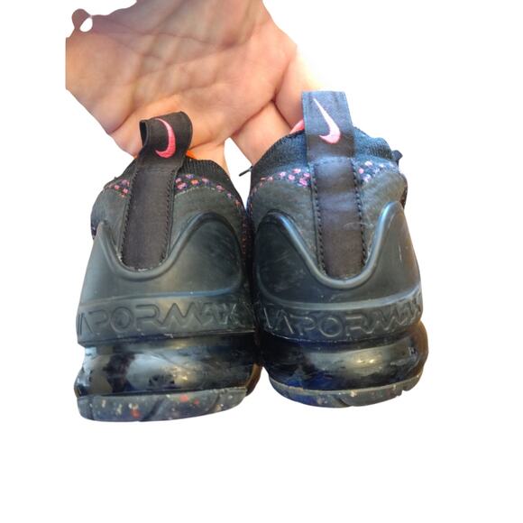 Nike Air Vapormax 2021 FK Flyknit Black Hyper Pink DX2355-001 Women Size 8 - Picture 6 of 10